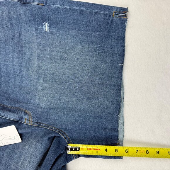 Seven7 Women's Weekend Easy Fit Stretch Blue Denim Shorts Plus 24W Raw Hem NWT - Picture 9 of 11